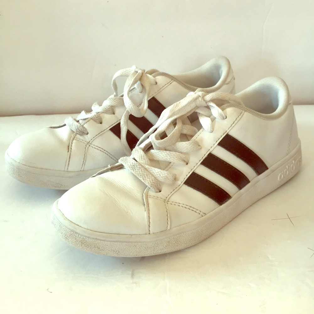Adidas Sneakers
